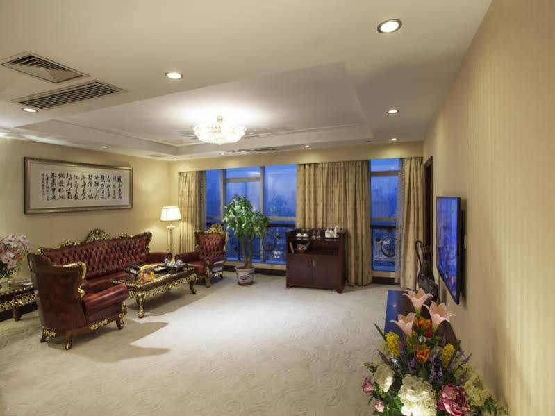 Yutong Hotel Kanton Exterior foto